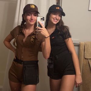 UPS costume